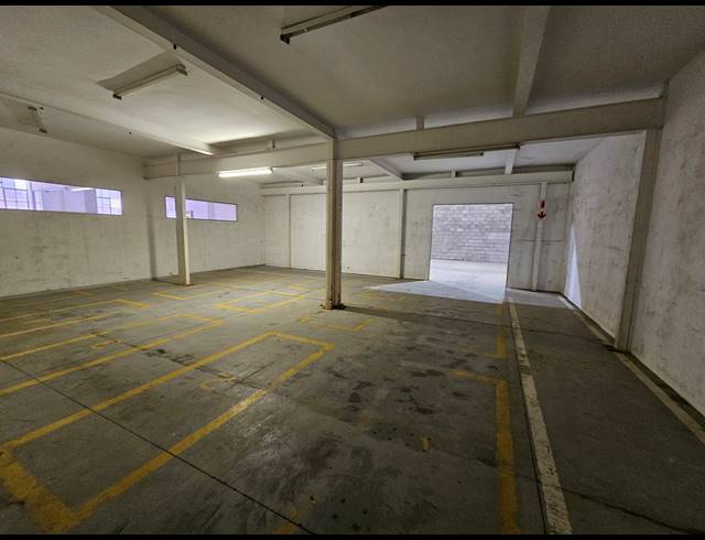 627M² FACTORY TO LET IN KYA SANDS